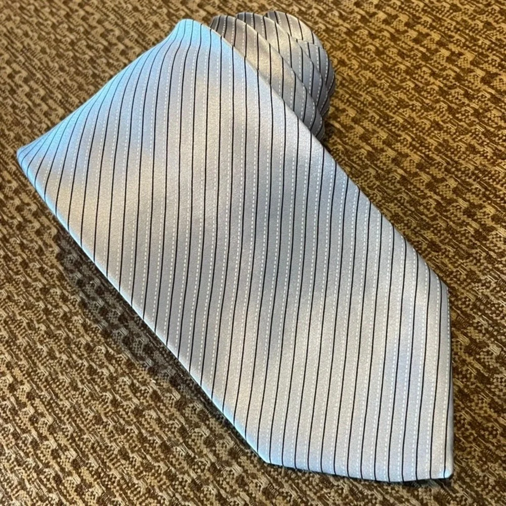 Brioni Necktie Mens Light Blue Silver Striped Silk Italy Wedding Luxury Formal